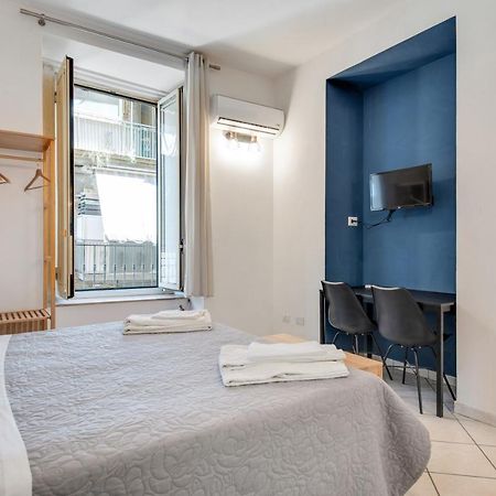 Forcella Studio Apartments Napoli Esterno foto