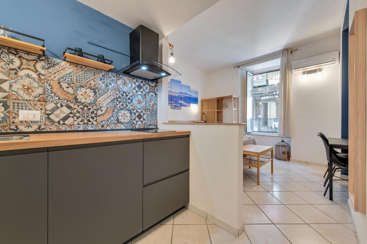 Forcella Studio Apartments Napoli Esterno foto