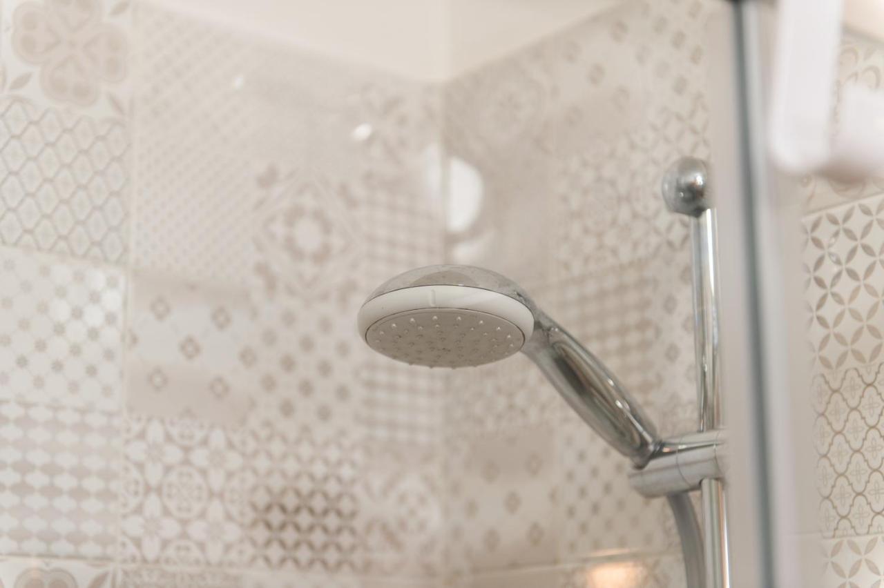 Forcella Studio Apartments Napoli Esterno foto