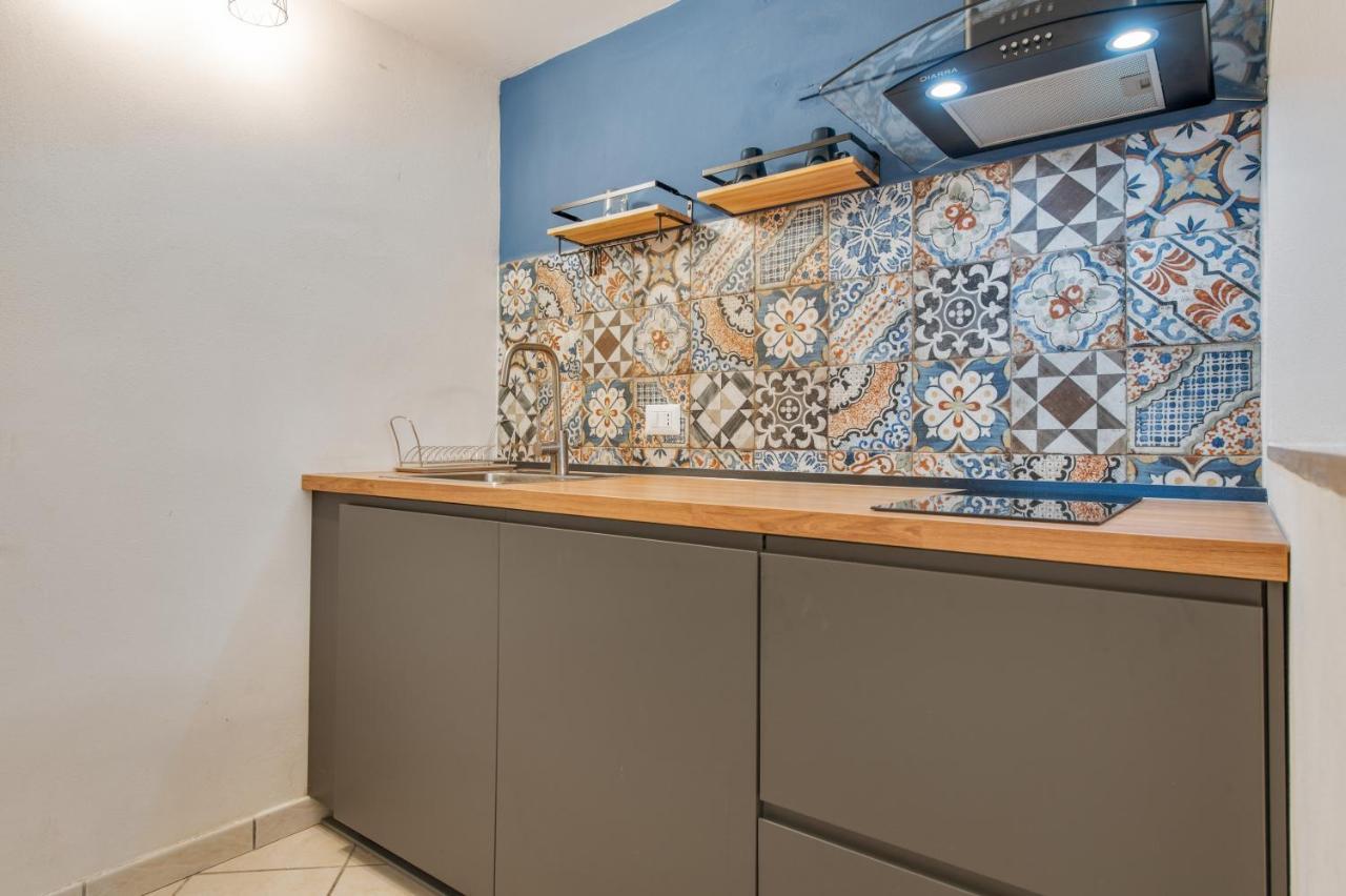 Forcella Studio Apartments Napoli Esterno foto